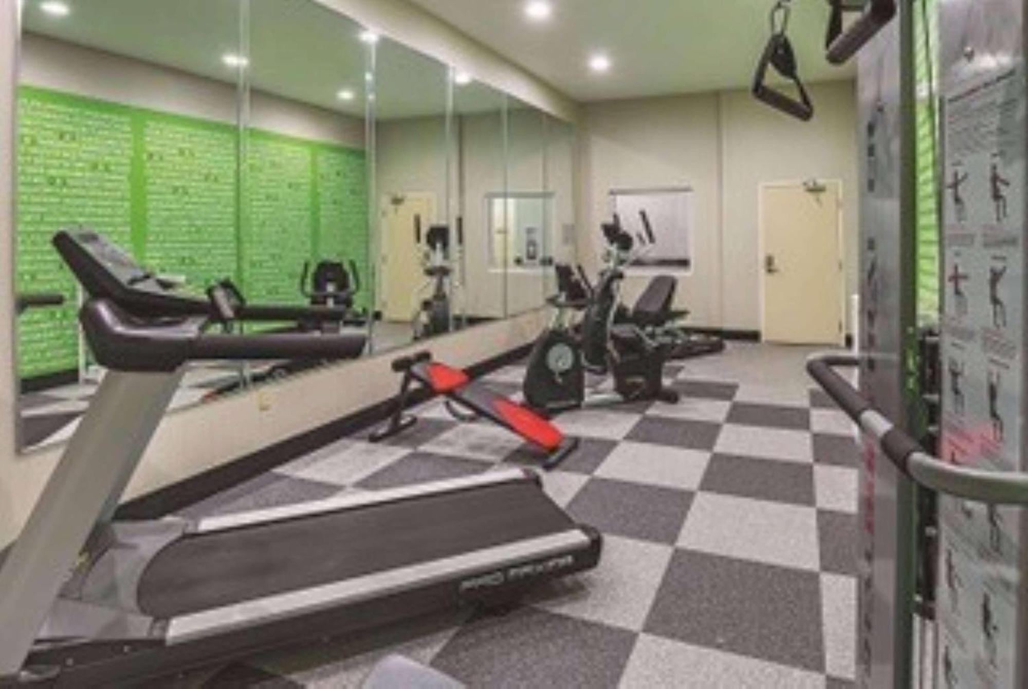 La Quinta By Wyndham Ft. Worth - Forest Hill, Tx 3*
